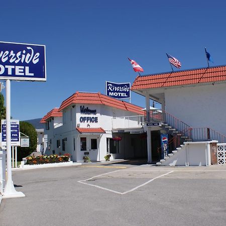 Riverside Motel Пентиктон Экстерьер фото